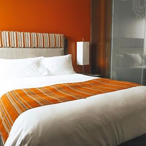 Tradition Queen Room